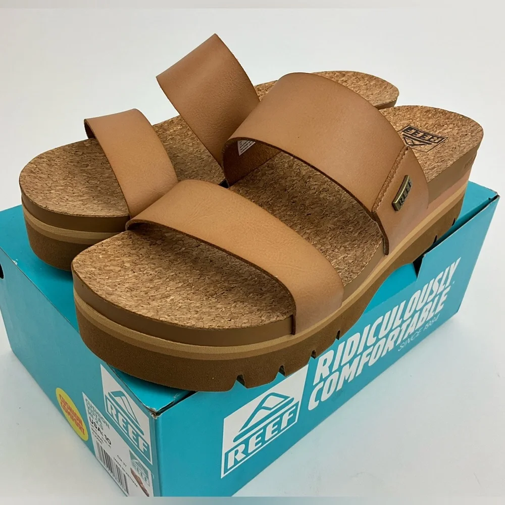 Reef Cushion Vista Hi Size 10 NIB